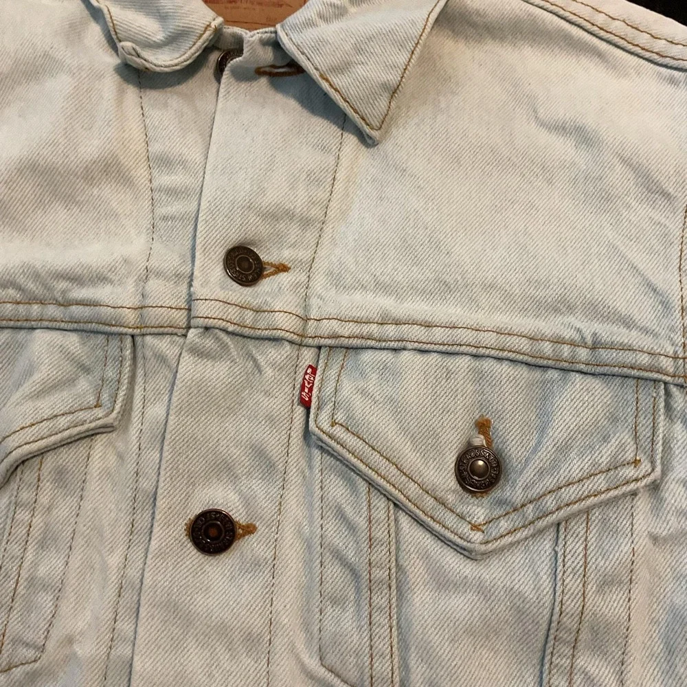 Levi's Jacket Mens Type 2 Medium Blue Light Wash Denim Trucker Button Front